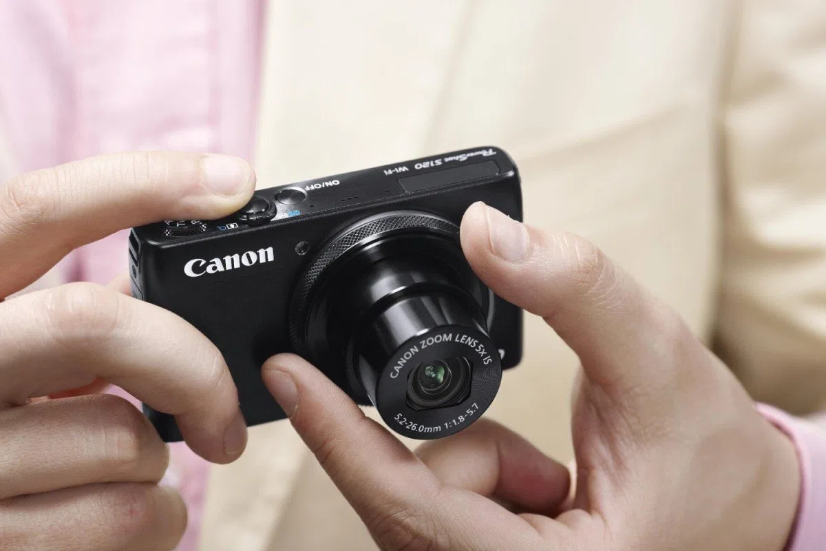 Canon PowerShot S120 - Cámara compacta de 12.1 Mp (pantalla de 3", zoom óptico 5x, estabilizador), negro